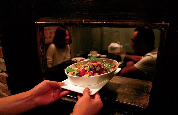 別光看韓寒們開店火到爆，其實(shí)主題餐廳很短命？|餐飲界