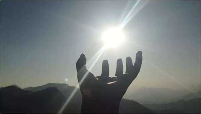 靠這兩把刷子，這個小吃20年開店2萬家！|餐飲界