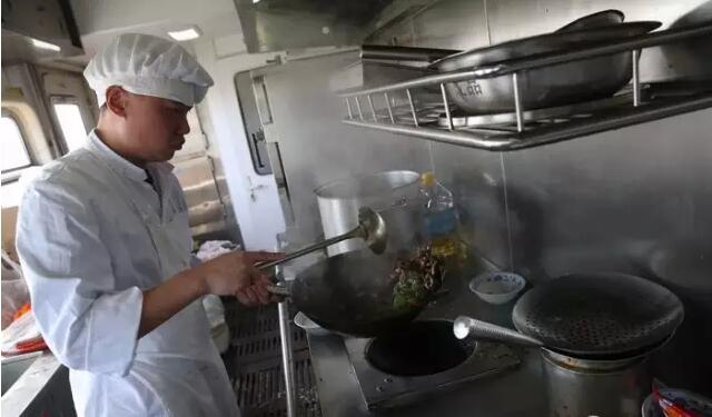 降低廚房成本的四大誤區(qū)，你中了幾個(gè)？|餐飲界