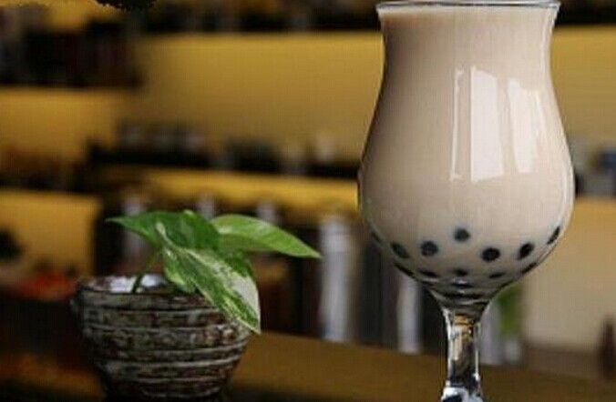 在有咖啡傳統(tǒng)的美國(guó)，奶茶能站穩(wěn)腳嗎？|餐飲界