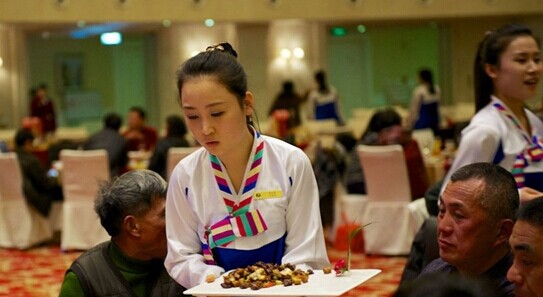 小姑娘VS大姐，誰才是受餐廳歡迎的員工？|餐飲界