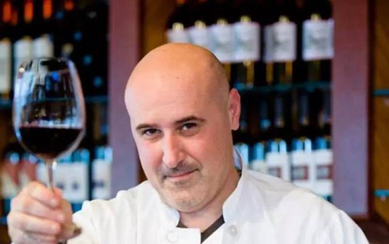 點(diǎn)評(píng)網(wǎng)上口碑最差的餐廳成了最受歡迎的餐廳？