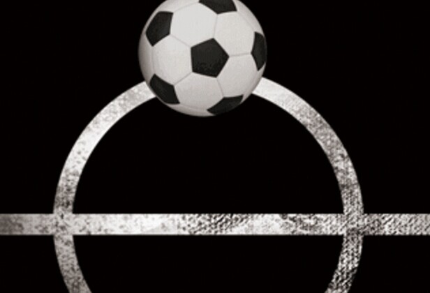 為了配合新店造勢，麥當勞竟然把球員直接搬到門店了...