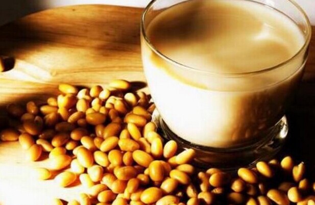 一家賣豆?jié){的年?duì)I收高達(dá)300多萬，怎么做到的？