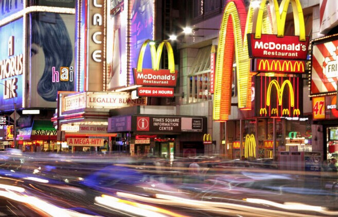 麥當(dāng)勞在美國(guó)處境尷尬，它該如何討取消費(fèi)者歡心？