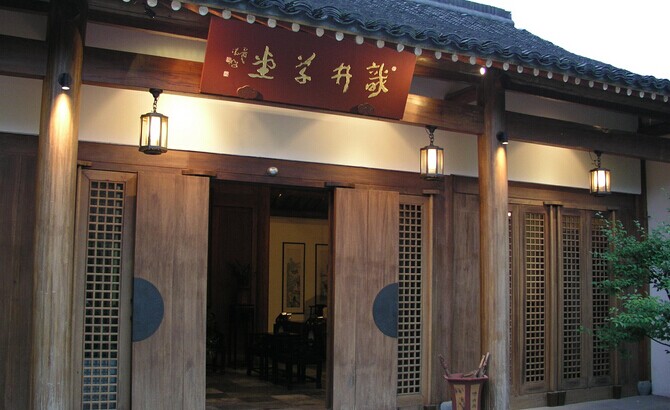 開一家真正的土菜館，可能比西餐廳還難