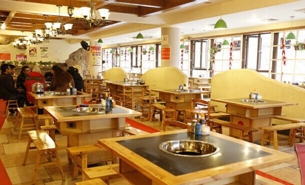 打造自身特色，這家火鍋店老板有話說！