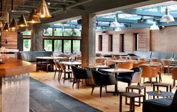 讓每個(gè)門店充滿“個(gè)性”，這家美食酒吧這樣做