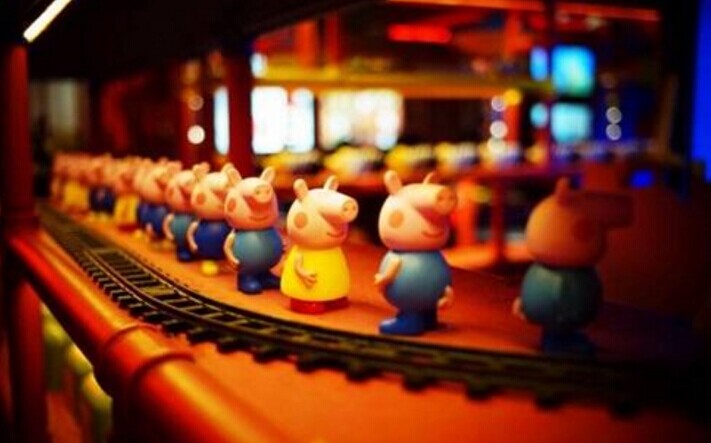 小豬豬烤肉一年開七店 引爆娛樂(lè)化餐飲市場(chǎng)