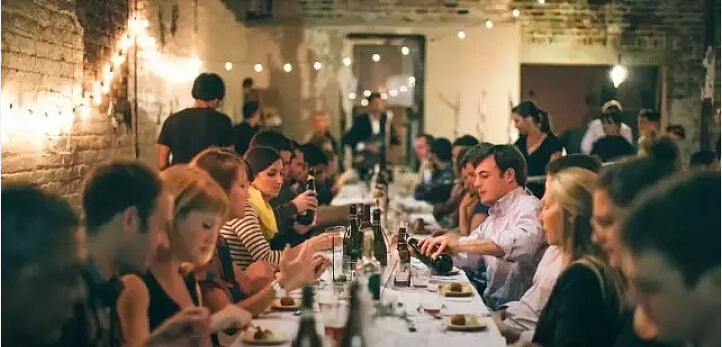 用食物和用餐伙伴吸引廚師、征服吃貨|餐飲界