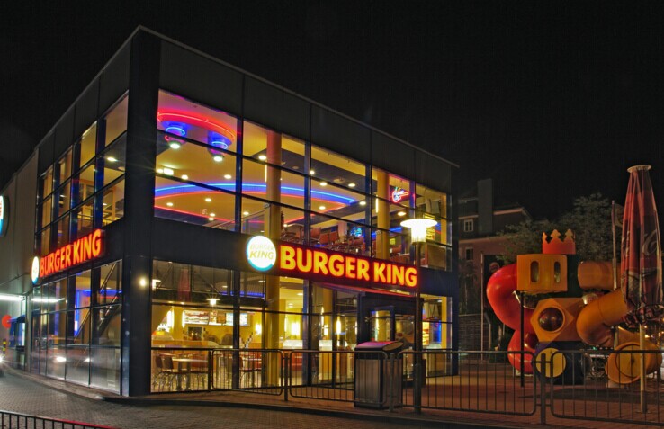 餐廳升級(jí)≠換菜單，看漢堡王是如何“翻臉“的！