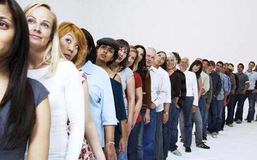 排大隊(duì)，編故事，拼估值：餐廳這樣跟風(fēng)小心猝死！|餐飲界