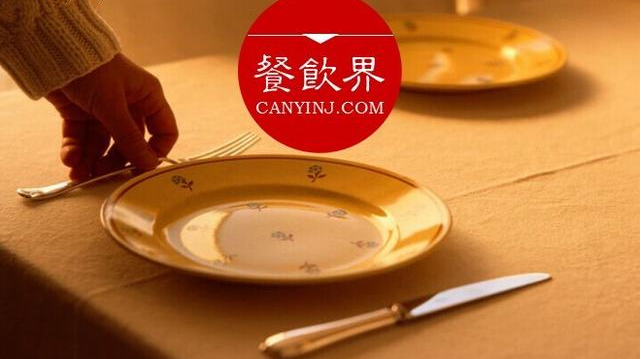 #周末一參#日本老牌酒館緊隨潮流，為何會失去更多客戶？