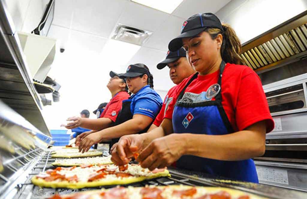 在國外叱咤風(fēng)雨的達(dá)美樂為啥在中國邁不開步？|餐飲界