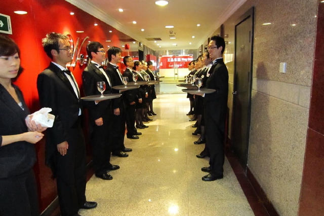 企業(yè)都在面臨“招人難，留人難”問題，王品是怎么做到讓人向往的？|餐飲界