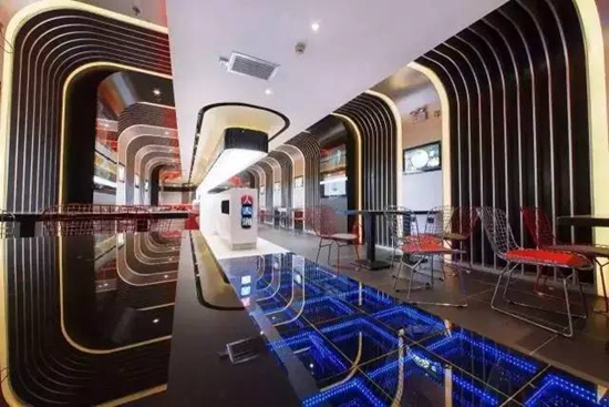 這些餐廳的客流量爆表，就因為下了狠招|餐飲界