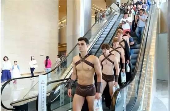 餐企們上天入地的“刷臉”招式，真能迎來消費(fèi)者青睞？|餐飲界