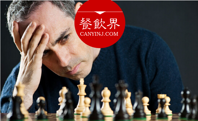 百勝頻玩花式開(kāi)店，背后暗藏的4個(gè)餐飲信號(hào) | 解讀