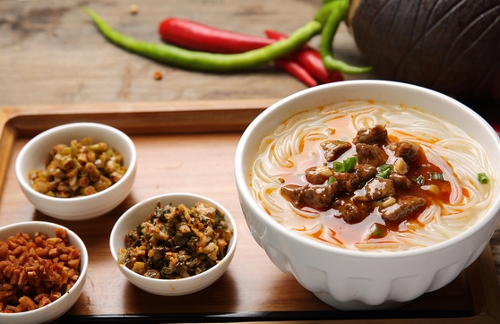 旅游餐飲就是宰客就是天價(jià)大蝦么？