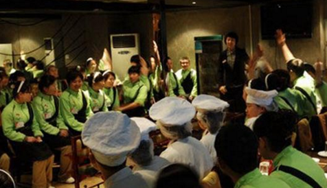 你不在，餐廳就亂成一鍋粥？你該需要一個后備店長！|餐飲界