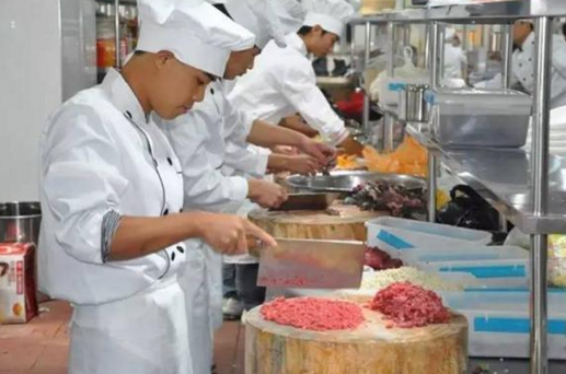 餐飲人，為什么你的工資一直漲不了？