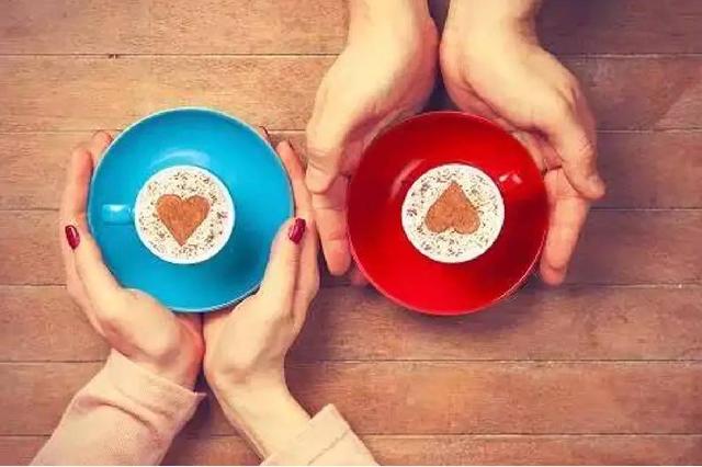 小白開店記：餐飲創(chuàng)業(yè)，究竟是單干還是加盟？