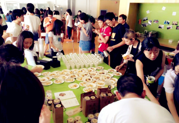 民間手工小吃也有爆品思維？坊鮮融資100萬后的實(shí)踐啟發(fā)|餐飲界