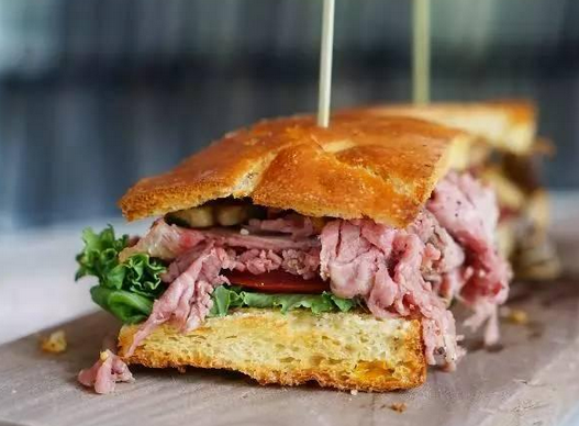 高顏值餐廳怎么才能擺脫顏值依賴？一張菜單告訴你！|餐飲界