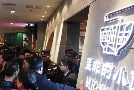 明星開餐廳十有九個(gè)倒，看看他們的坑你也能學(xué)到！