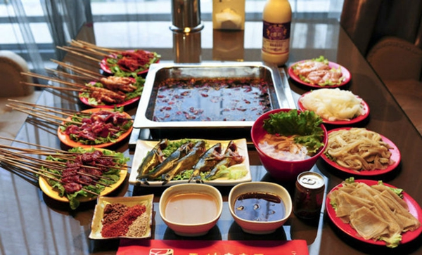 玉林串串香，這家擁有21年歷史的串串店到底是怎么活下來的？|餐飲界