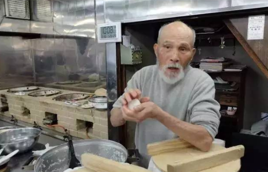 12月10日，“煮飯仙人”村嶋孟空降深圳請你吃“銀飯”|餐飲界