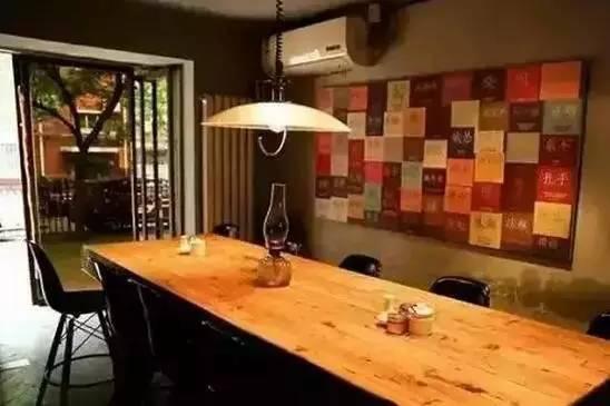 這家30平米小店排隊(duì)比海底撈還壯觀，只因做到了這四點(diǎn)……|餐飲界