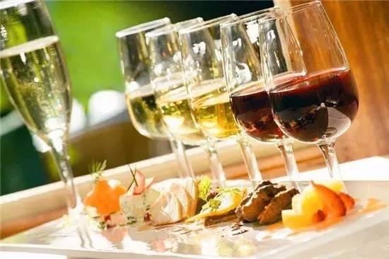 年關(guān)將至，餐廳年夜飯該怎么搭配酒呢？