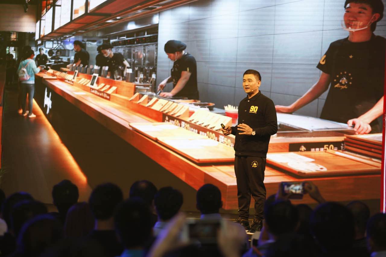 街角那家“真功夫”還沒打算放棄你，他們想這樣改良你的用餐體驗|餐飲界