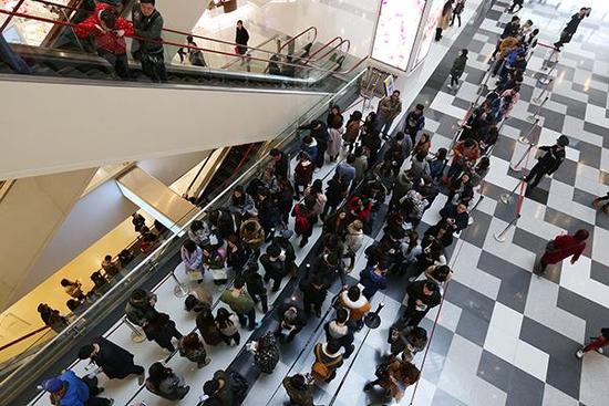 網(wǎng)紅食品生意經，年輕女白領愿意加價買網(wǎng)紅食品|餐飲界