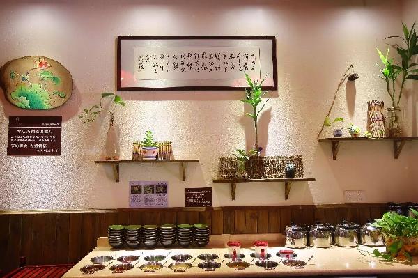 都說素食餐廳95%虧錢，這品牌卻打破了魔咒“狠賺錢”|餐飲界