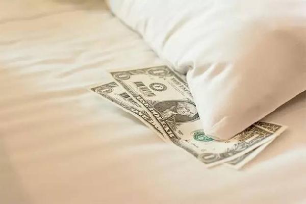 打賞經(jīng)濟(jì)蛋糕很大，餐廳引入“打賞制”矛盾幾何？