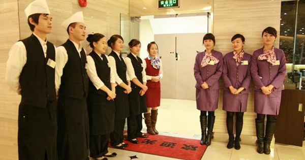 除了“歡迎光臨”，還能在餐廳里說些什么？|餐飲界