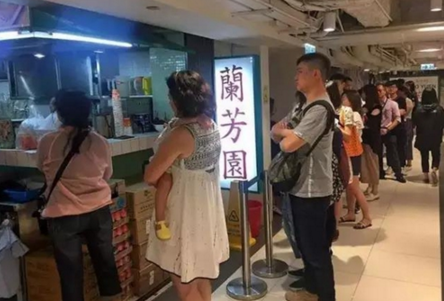 小店火爆65年，每日賣茶逾千杯，卻婉拒所有商業(yè)合作？