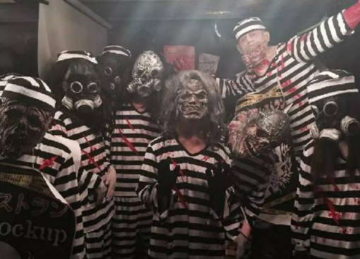 日本最變態(tài)餐廳！停尸房用餐，夜壺喝酒，你會(huì)排隊(duì)求虐么？