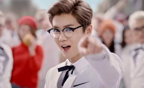 肯德基越來(lái)越年輕，金錢(qián)豹卻倒閉了，餐飲企業(yè)「轉(zhuǎn)型」都有什么姿勢(shì)