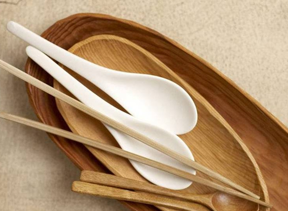 一籠小確幸、滬小胖、桂滿隴…是誰連環(huán)謀殺了上海灘的網(wǎng)紅餐廳們？