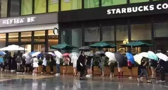 臥底喜茶北京代購群：排隊沒升級，黃牛卻“升級”不少