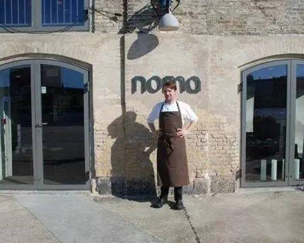 五星級“艾美酒店”牽手“火鍋黑馬”玩快閃，鬧哪樣？|餐飲界