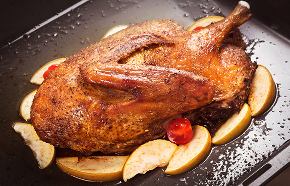 竹籃打水一場空？全聚德終止收購湯城小廚