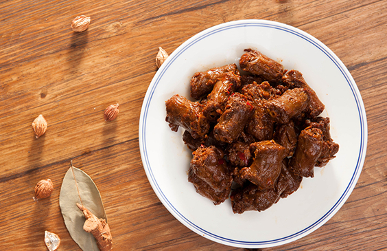 催生三家上市公司后，小小的鴨脖子“要斷了”？