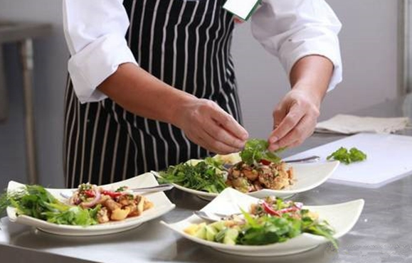 餐飲一定要另辟蹊徑！千萬別同質(zhì)化競爭