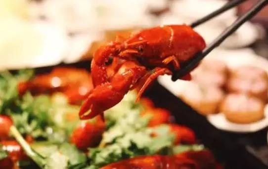 阿里巴巴殺入小龍蝦供應(yīng)鏈，試水餐廳營收增速明顯|餐飲界