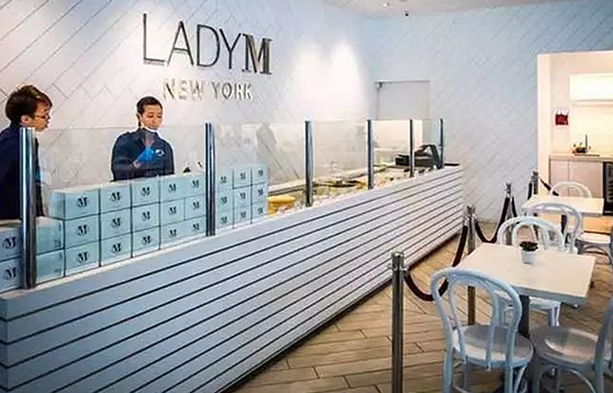 從喜茶到Lady M，為什么排隊(duì)排上天的餐飲品牌都在上海？