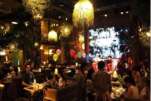 想做到1000+門店，休閑正餐會是突破口嗎？|餐飲界